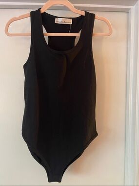 ZENANA Black Razor Back Tank Bodysuit - Medium